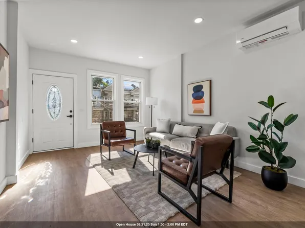 114.5 Orient Ave, Jersey City, NJ 07305
