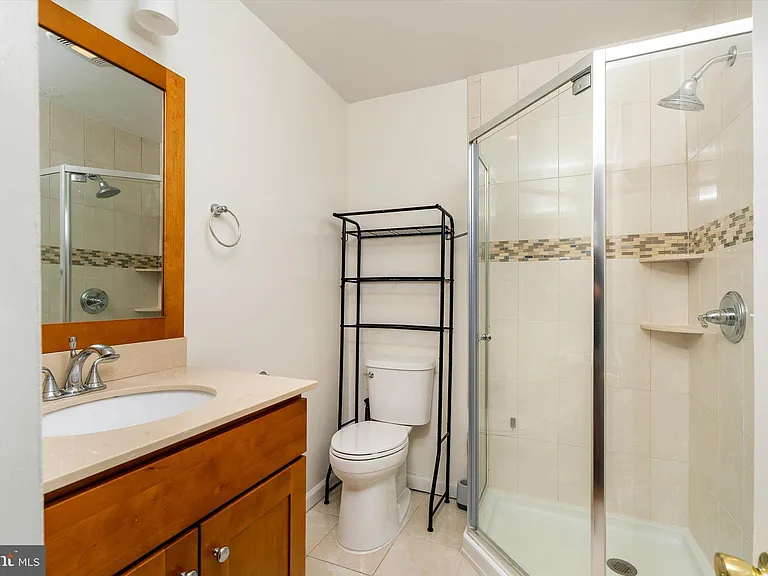 106 Spruce St #3 — Photo 9