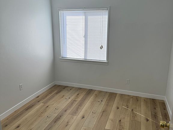 3rd image of 3341 Minto Ct