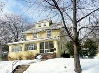 10 Princeton Pl, Montclair, NJ 07043