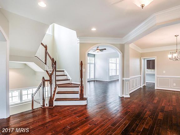 3rd image of 15504 Kelley Farm Ct