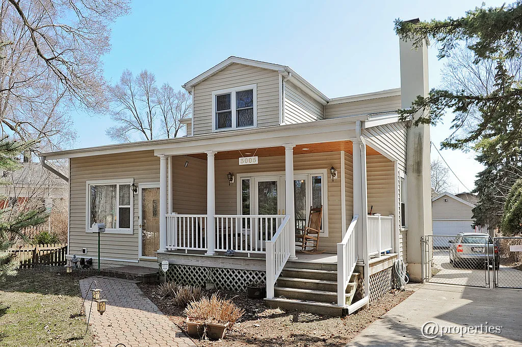 3005 Wilmette Ave photo 1