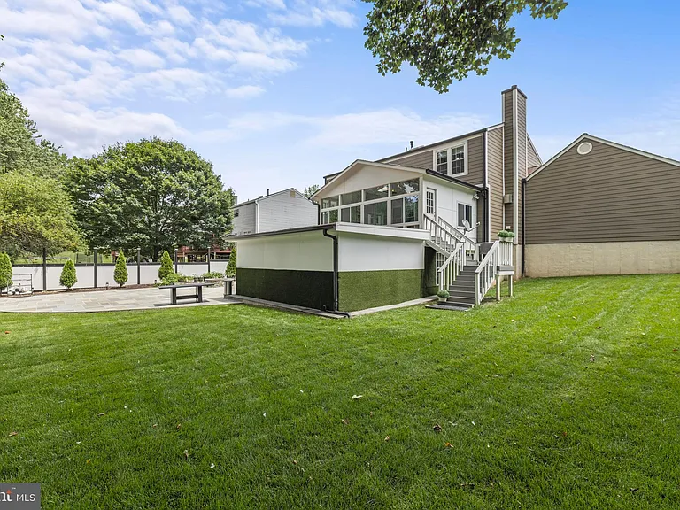 13908 Pleasant Grove Ct — Photo 53