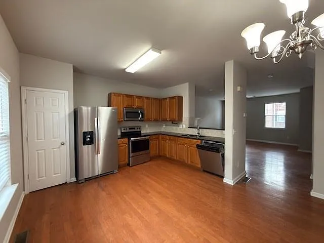 2193 Landing Walk Dr — Photo 2