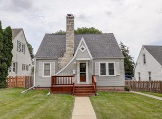 3344 S 46th St, Greenfield, WI 53219