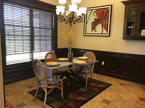 5th image of 2603 Aster Way