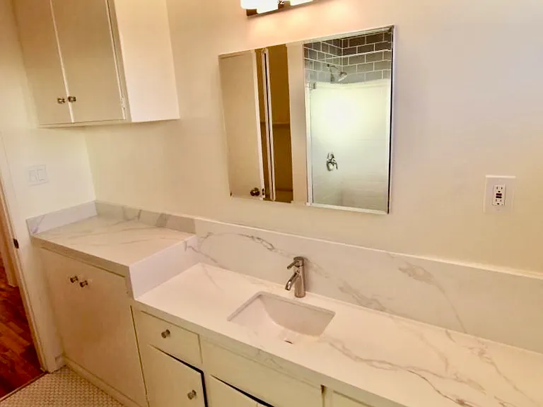 8707 Pickford St #10 — Photo 17