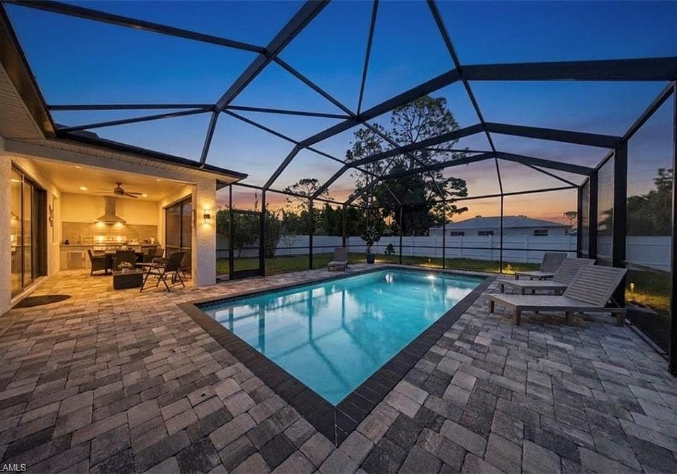 1st image of 4634 Catalina LN