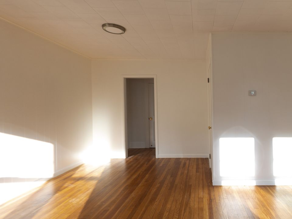 1st image of 99 Osborne St APT 1