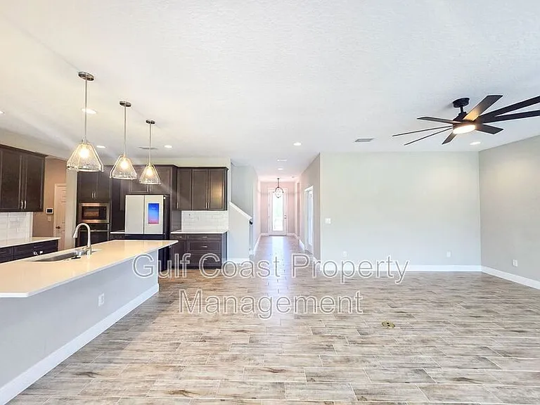 12664 Oak Hill Way — Photo 4