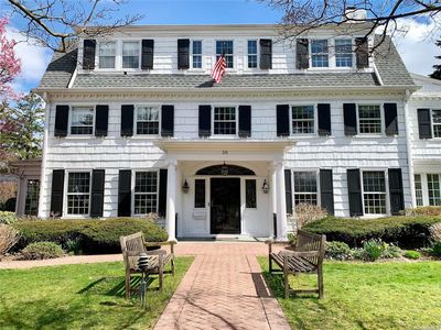 30 Brookside Drive, Manhasset, NY, 11030