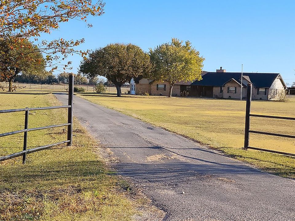 1st image of 406 Epps Rd