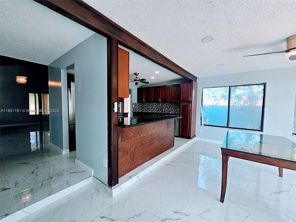 1st image of 20504 NE 9th Ct
