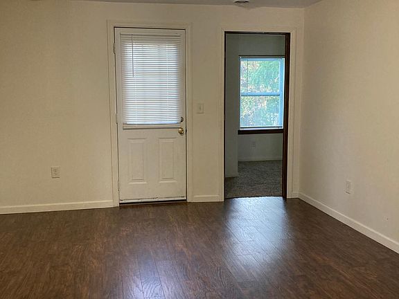 3rd image of 1828 W 14th St