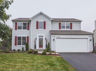 2664 Red Hawk Ridge Dr, Aurora, IL 60503