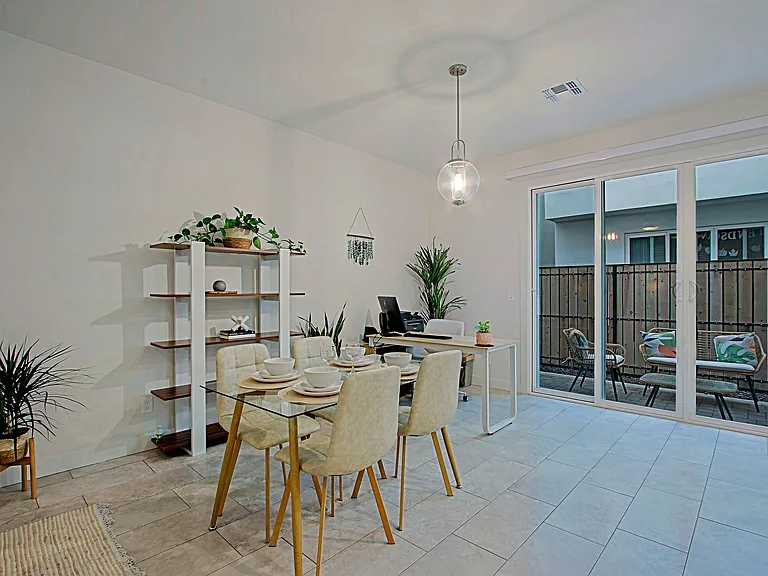Luxana Apartments — Photo 44