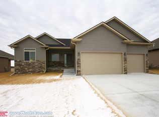 10101 Sweetwater, Lincoln, NE 68527