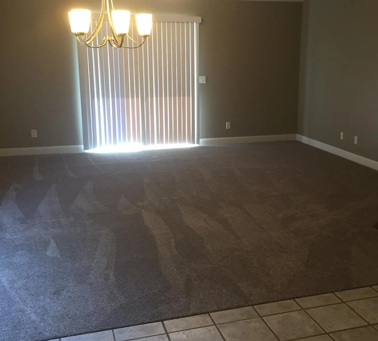 3 bed, 2130 sqft, $2,100 — Photo 2