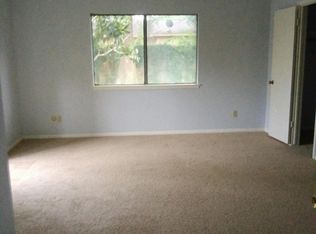 15914 Hickory Knoll Dr, Houston, TX 77059