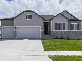 903 W Black Tail St, Saratoga Springs, UT 84045