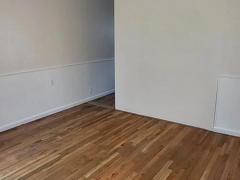 Evergreen Lofts Apartment Available Now! — Photo 19