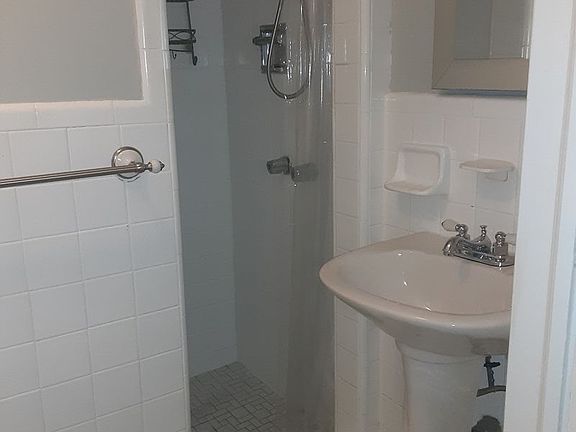 3rd image of 19-67 80th St #1