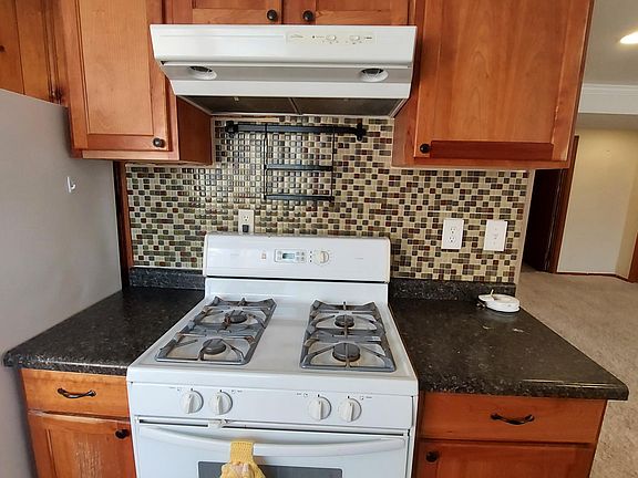 4th image of 1816 44th Ave NE