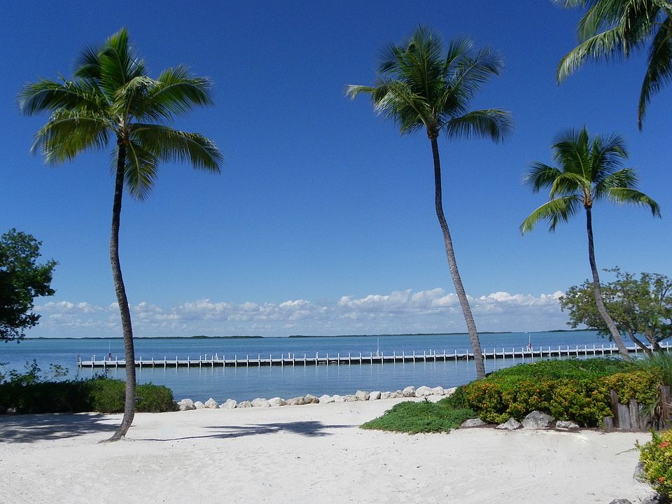 Rock Harbor Club 10 Acres of Resort Style Living
