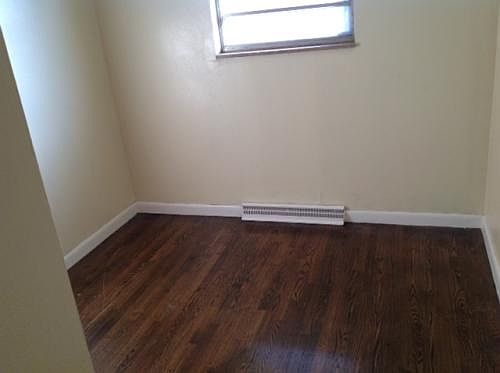 4th image of 929 Delaird Dr