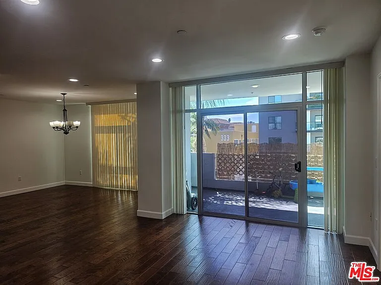 332 S Oxford Ave #201 — Photo 10