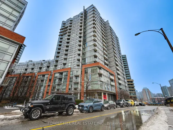 150 Sudbury St #1308, Toronto, ON M6J 3S8