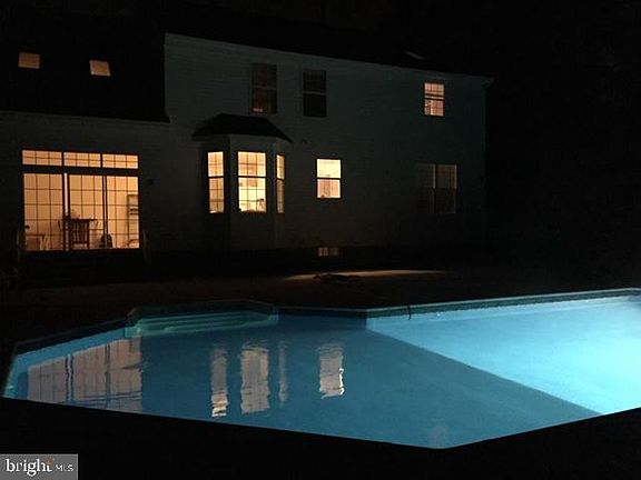 4th image of 1312 Whispering Woods Dr