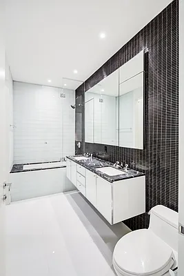 Rented by Mayell LLC | media 14