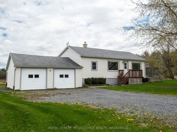 5426 Battersea Rd, South Frontenac, ON K0H 1H0