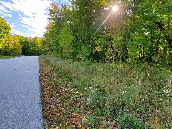 4th image of 7884 Viking Ct
