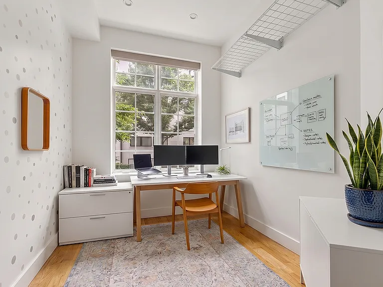 258A 18th St #101 — Photo 9