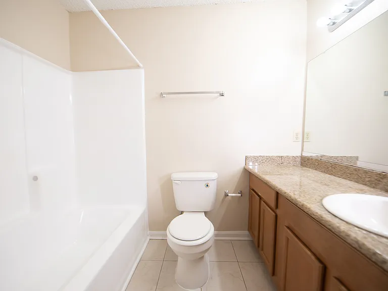 Park Place Apartments — Photo 8