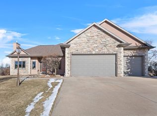 W7054 Rockdale Ln, Greenville, WI 54942