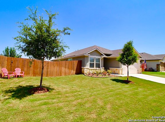 3rd image of 8226 Oak Harvest Dr