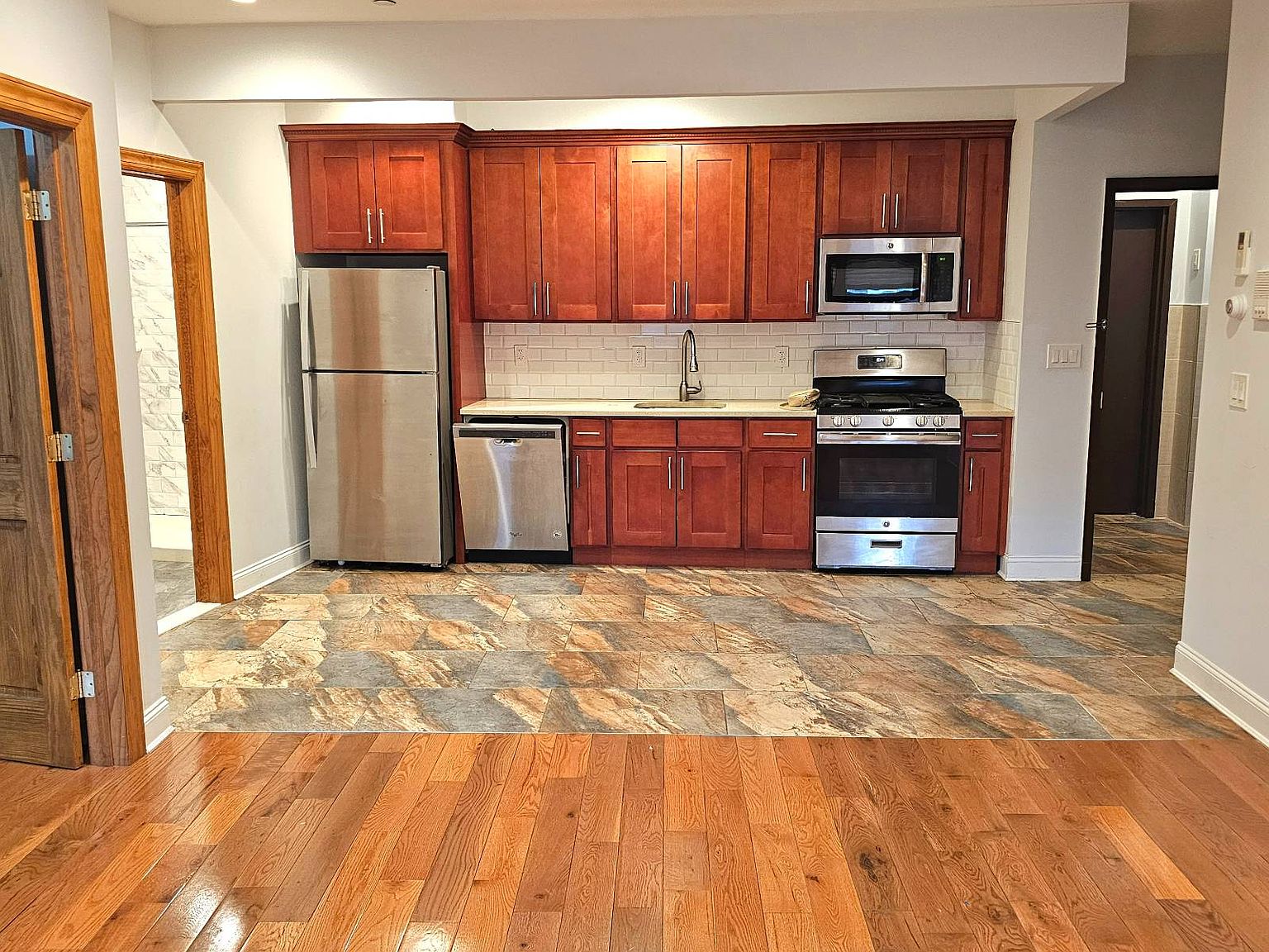 57-55 Metropolitan Ave, Ridgewood, NY 11385 | Zillow