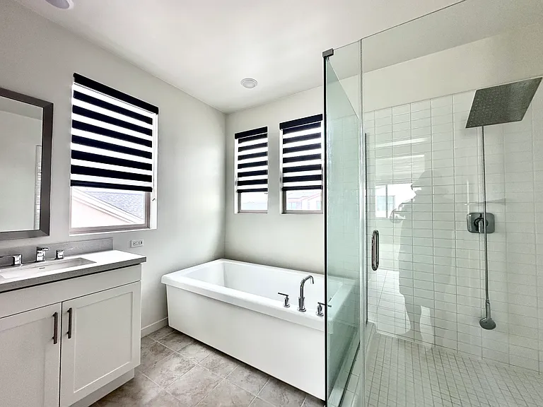4776 S Ansley Ave — Photo 16