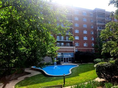 650 S River Rd Unit 301, Des Plaines, IL, 60016