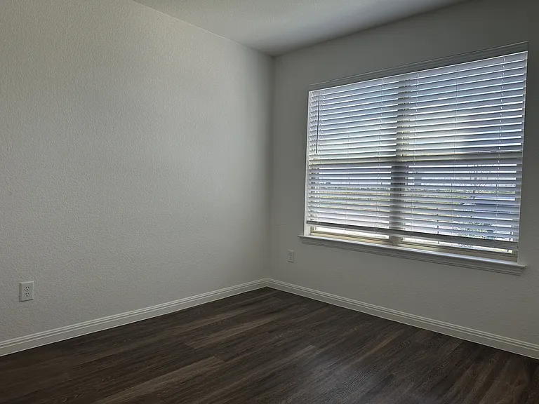 5903 Betty Lou Dr #B — Photo 6