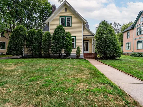 453 Summit Avenue, Eau Claire, WI 54701