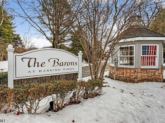 3rd image of 14 Bradford Lane