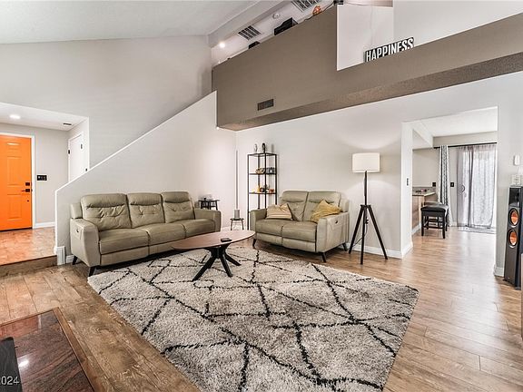 4th image of 213 Clifton Heights Dr