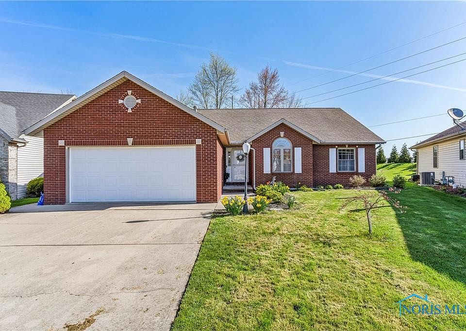 1st image of 1556 Plum Creek Dr