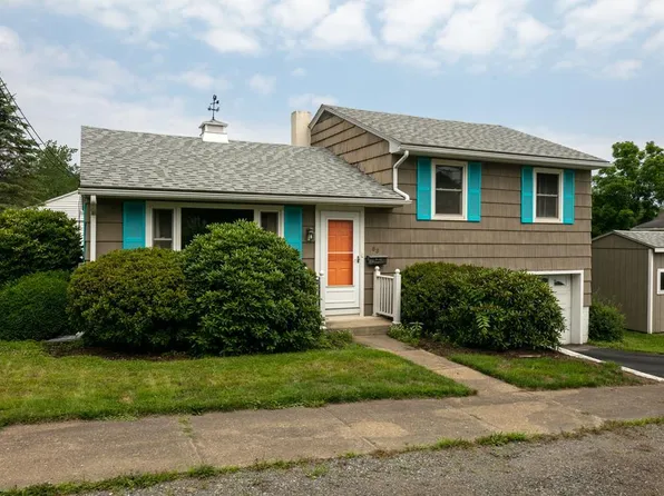 68 Pearl St, Wellsboro, PA 16901