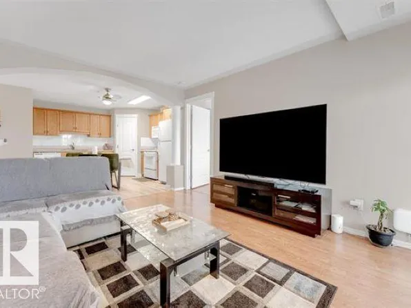 237 Youville Dr NW #316, Edmonton, AB T6L 7E7