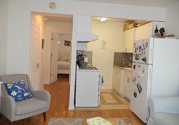 3rd image of 5-39 51st Ave #3